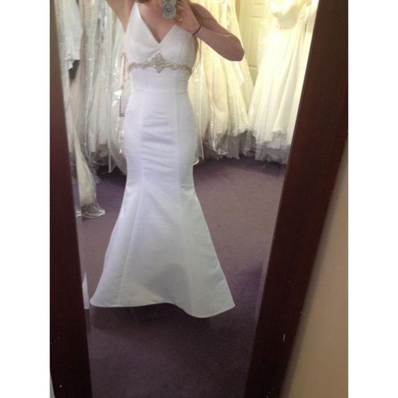 SAMPLE Fit & Flare Satin Wedding Dress Mermaid, Couture Collection - Picture 3 of 7